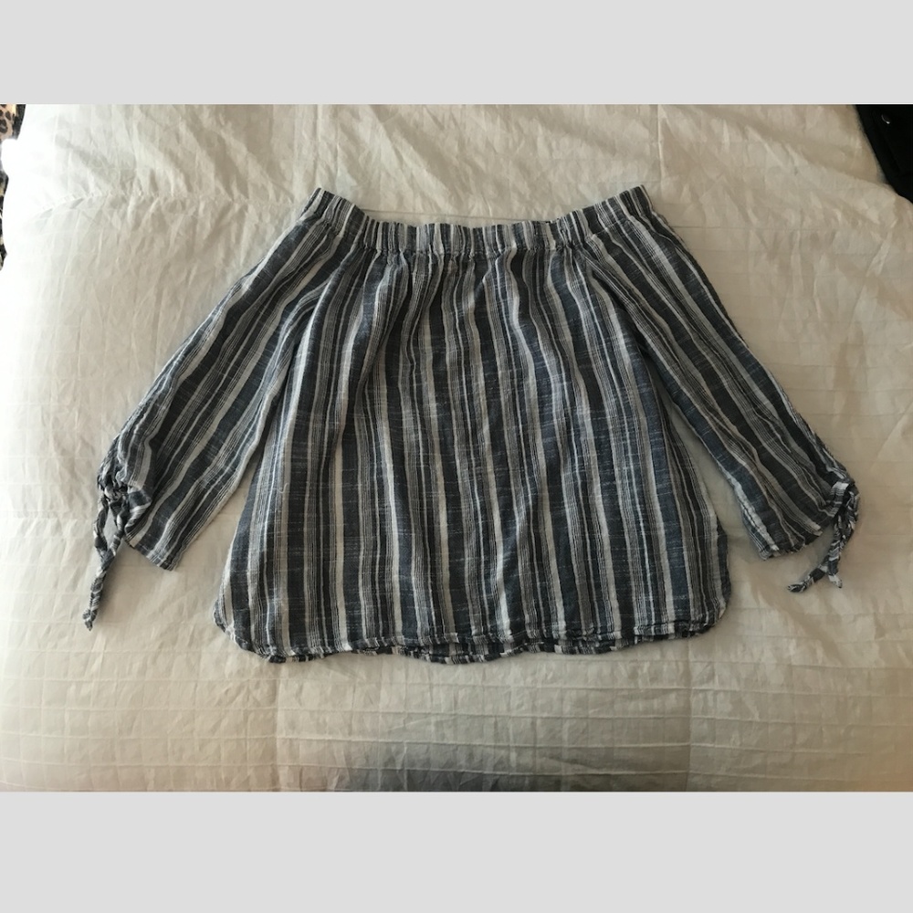 Off the shoulder Blue Striped Shirt